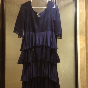 Dainty Jewells Navy Ruffled Dress Size L